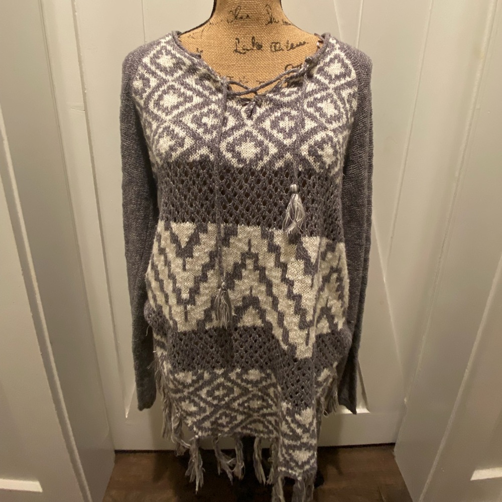 soft and cute look for the winter! not thick but has a light feeling. keeps warm